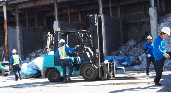 泉興業株式会社